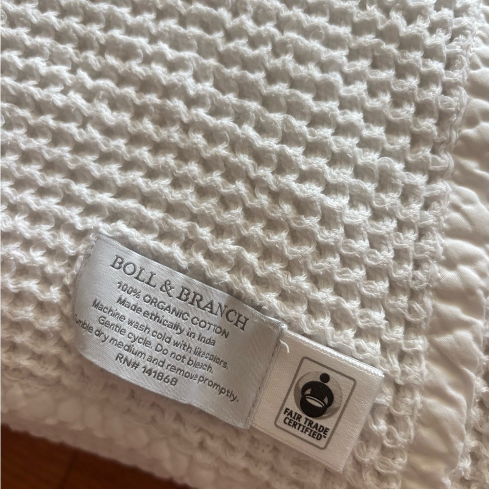 Boll & Branch Textured White Blanket - Picture 2 of 3